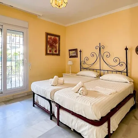 Apartment Oleholidays White Pearl Beach Primera Linea Playa